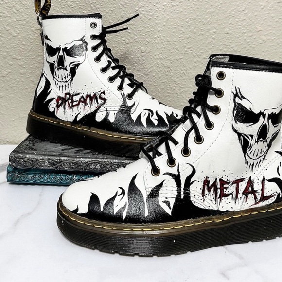 Hand Painted Skull Themed Dr. Martens Zavala Boots, W7/M6, NEW - Picture 3 of 7